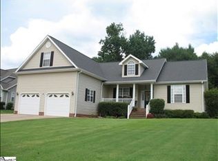 6 Cunningham Point Ct, Greer, SC 29651