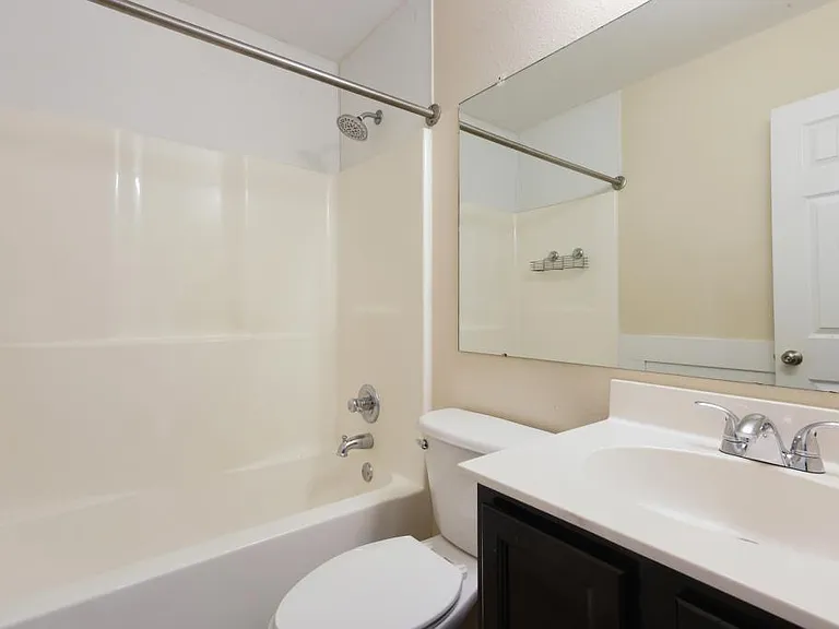 14249 Tori Dawn Dr — Photo 20