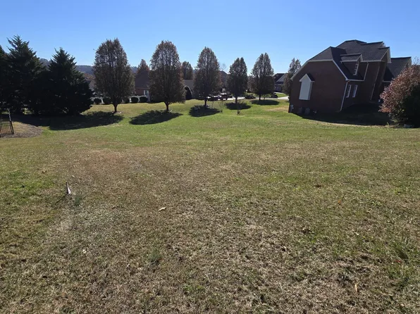 1365 Fall Creek Rd, Kingsport, TN 37664