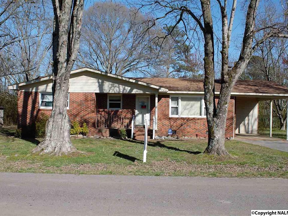 1st image of 139 Allen Moon Ln
