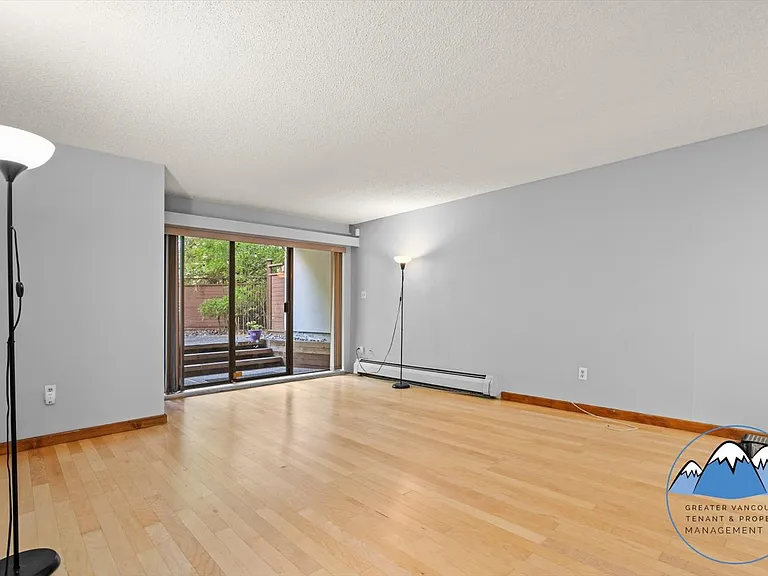 1945 Woodway Pl #102 — Photo 11