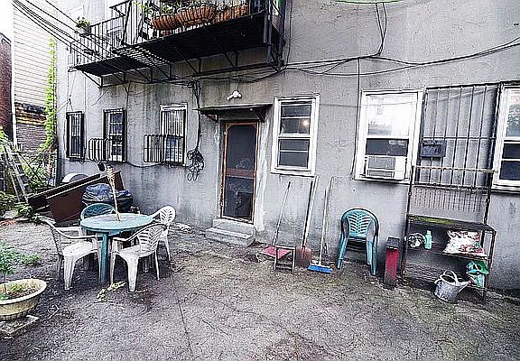 4th image of 433 Metropolitan Ave #1C