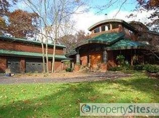 8034 Foxboro Ln, Augusta, MI 49012