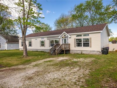 705 Poplar St, Edgewood, IL, 62426