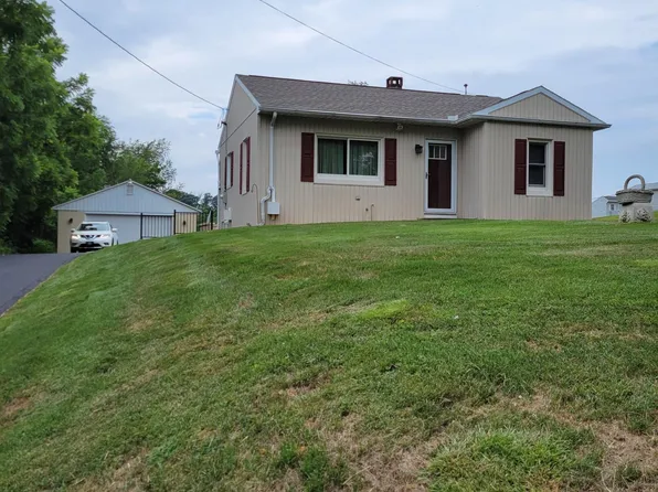 10617 Wayne Hwy, Waynesboro, PA 17268