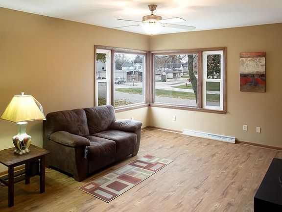 2nd View Living Room