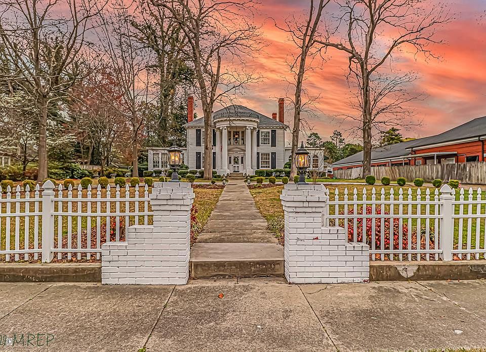 308 W Main St, Mount Olive, NC 28365 MLS 79132 Zillow