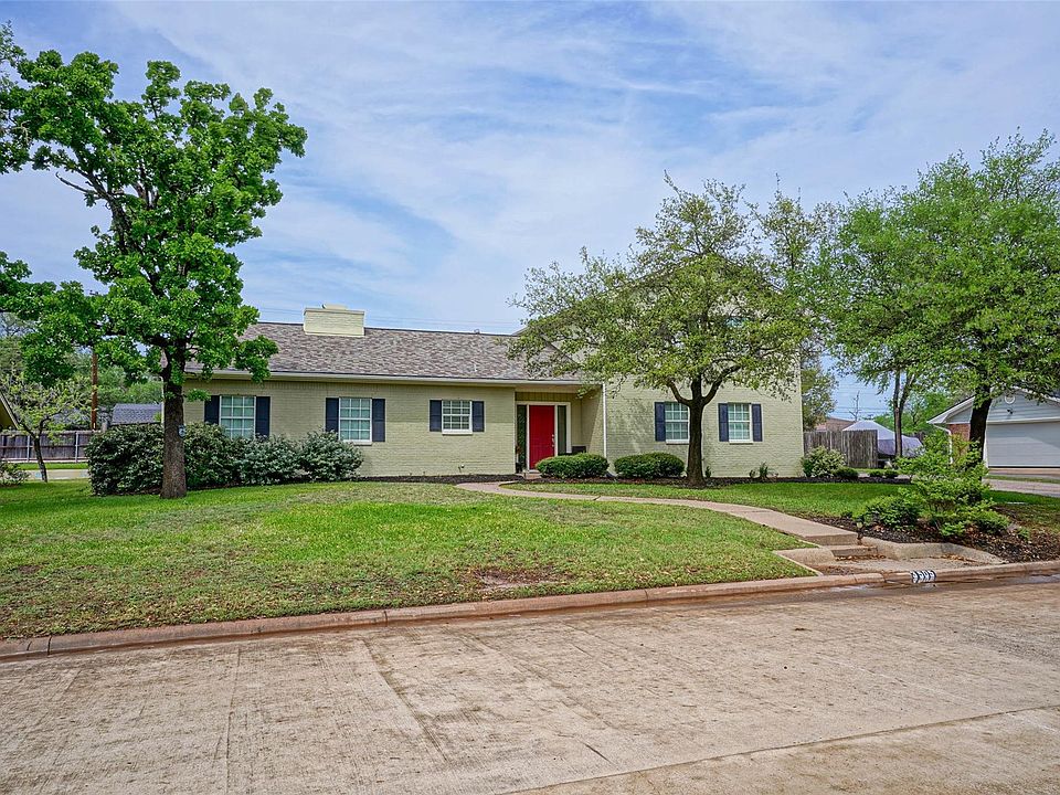 1st image of 3505 Spring Ln
