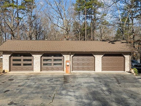 4th image of 6955 Harlow Dr