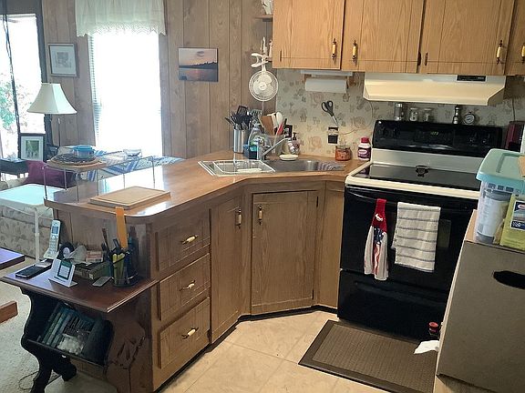 4th image of 5800 S Oakridge Dr #23