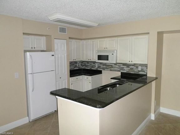 4th image of 1190 Wildwood Lakes Blvd APT 206