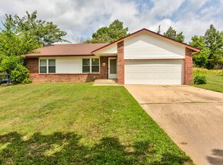 118 Elm St, Mannford, OK 74044