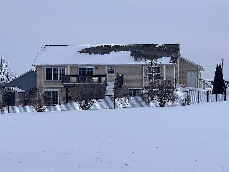 2nd image of N1990 Swanee Cir