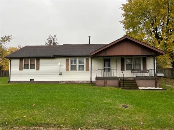 110 E 11th St, Georgetown, IL 61846