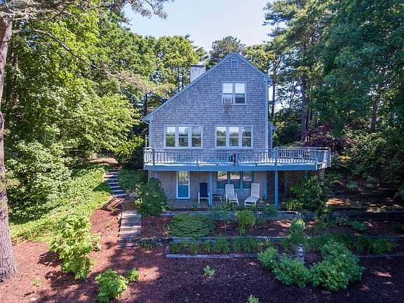 4th image of 164 Merchant Avenue