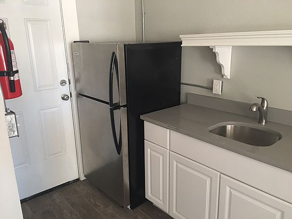3rd image of 240-244 Indiana Avenue 240 #A