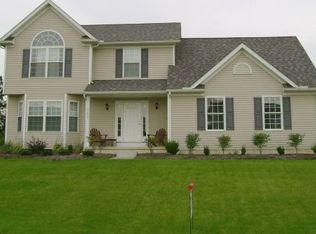 5233 Aspen Meadow Dr, Ravenna, OH 44266