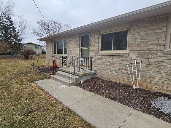 3rd image of N2285 County Rd D ROAD