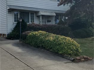 815 E 272nd St, Euclid, OH