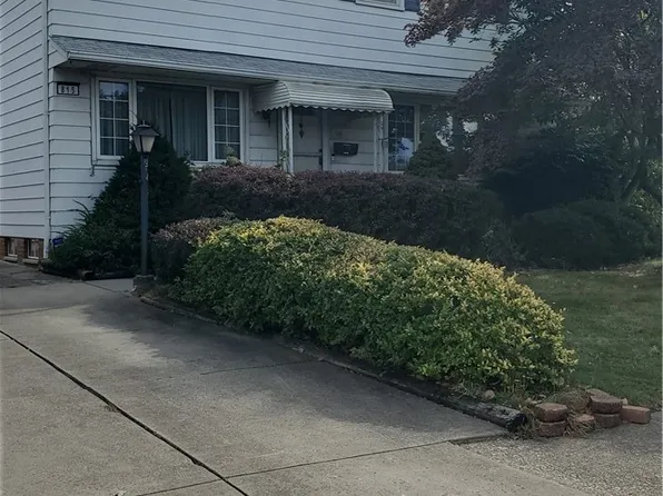 815 E 272nd St, Euclid, OH 44132