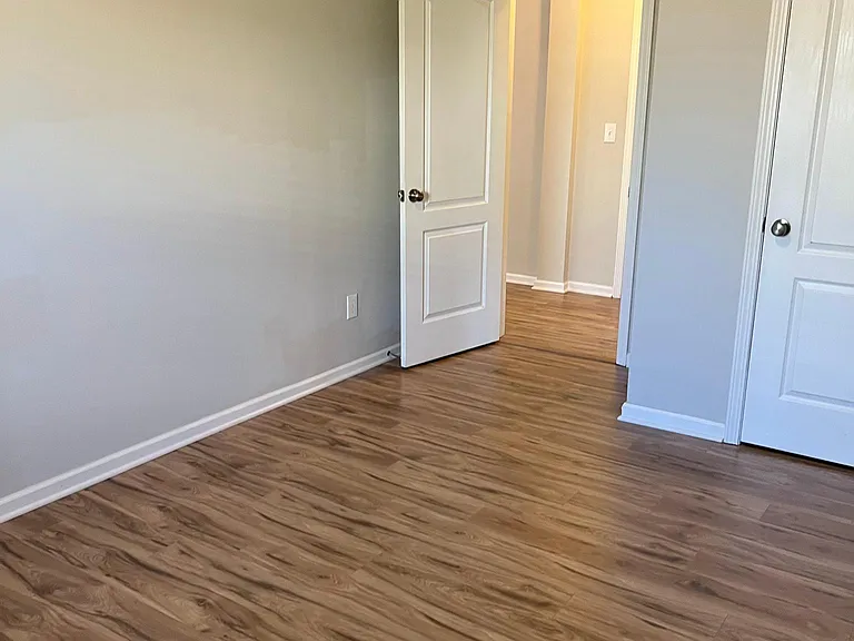832 Ember Dr — Photo 15