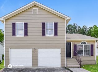 804 Pine Shoals Ct, Atlanta, GA 30349