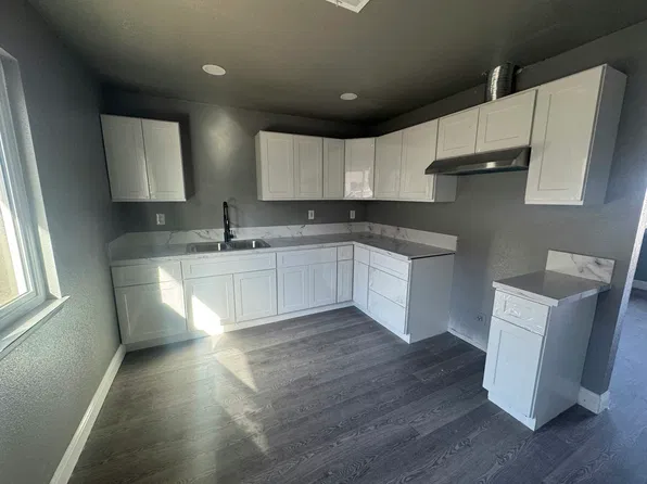 960 S Harris St, Hanford, CA