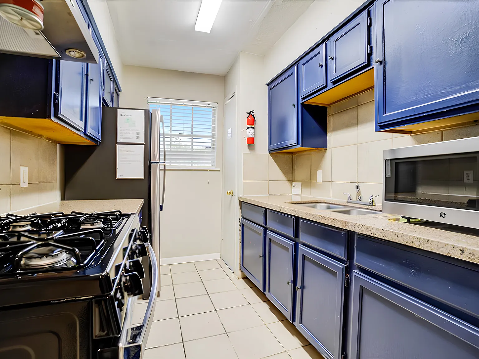 4 bed, 2.5 bath, 1701 sqft, $633 — Photo 4