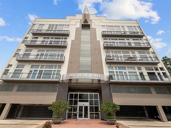 2nd image of 3311 Yupon St APT 601