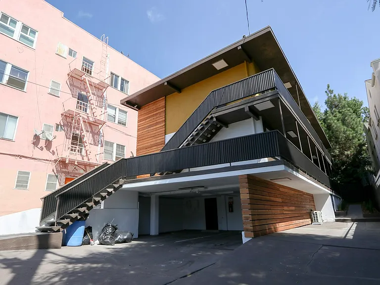 410 Lucas Ave #C — Photo 34