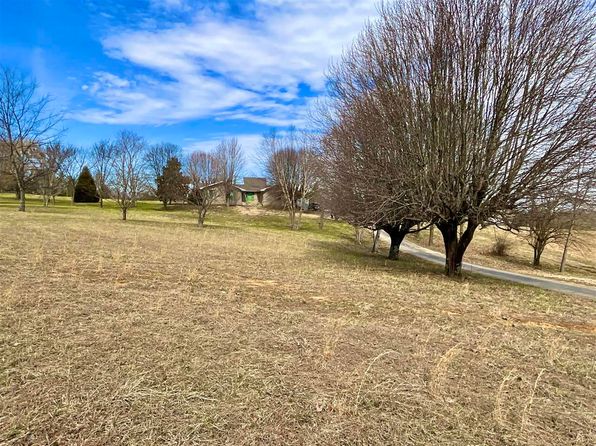 140 Morgantown Rd, Brownsville, KY 42210