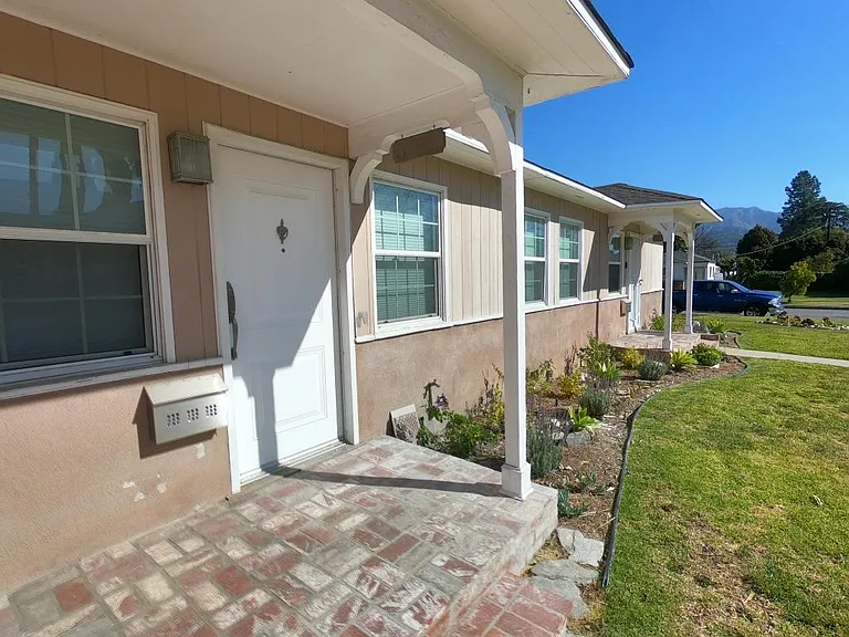 2553 N Lincoln St #2553 — Photo 3