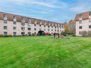 Sheridan Square Condos, Rockland, MA 02370