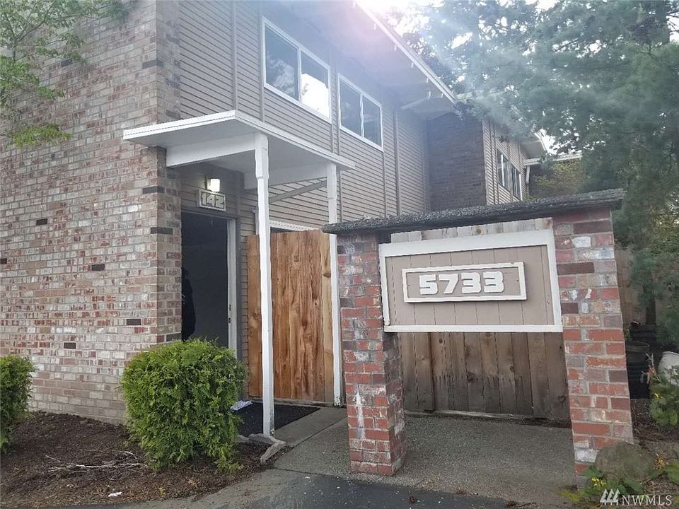 1st image of 12235 SE 56th St #142