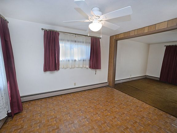 4th image of 918 W Jefferson St
