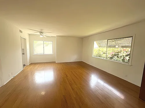 4434 1/2 Avocado St Photo 1