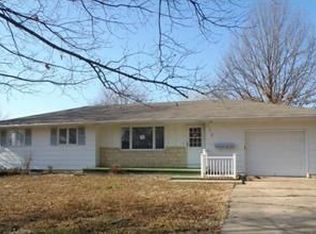 110 Madison St, Pomona, KS 66076