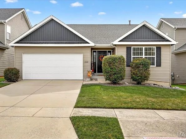 528 Selene St, Saint Peters, MO 63376