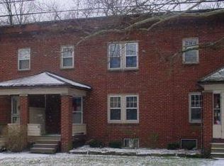37 E Water St, Hubbard, OH