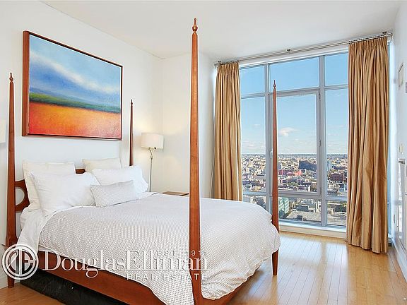 5th image of 1 Northside Piers APT 26E