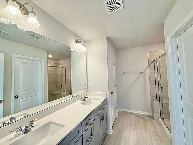 5003 Tura St — Photo 13