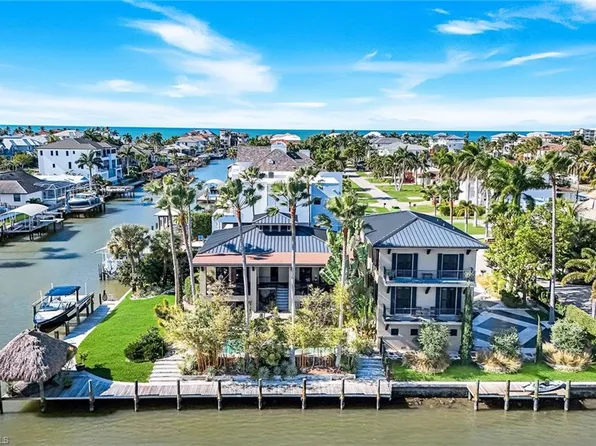 290 Channel DR, NAPLES, FL 34108