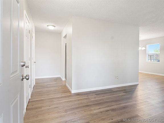 2nd image of 421 E 136th Pl