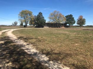 393 Buck Creek Rd, Tioga, TX 76271