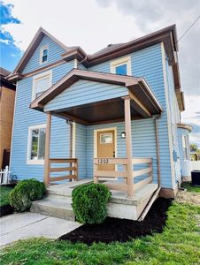 1202 Vine St, Connellsville, PA, 15425