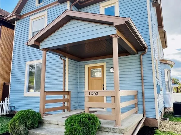 1202 Vine St, Connellsville, PA 15425