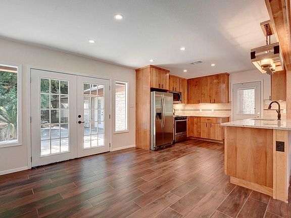 2nd image of 6502 Shadow Valley Dr #B