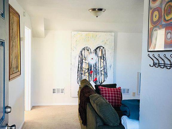 5th image of 1531 Virginia Ave