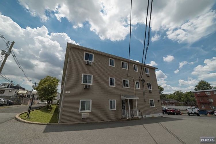 1st image of 21-29 Barnett Ln #U-b8-8
