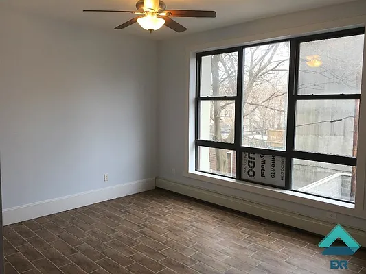 Rented by EXR | media 41